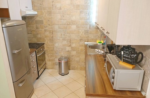 Split Apartment | Apartments Slavica, (14202), Split, hr