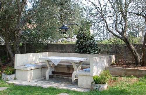 Sveta Marina Apartment | Apartments Smolica