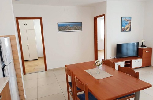 Medulin Apartment | Apartments Snježana, (15026), Medulin, hr