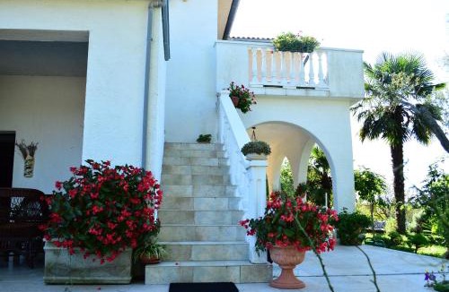 Pinezici Apartment | Apartments Stivic