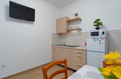 Novalja Apartment | Apartments Villa Daniela (59101-A1) - Novalja - island Pag