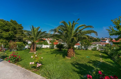 Banjol Apartment | Apartments Vila Antula (66781-A3) - Banjol - island Rab