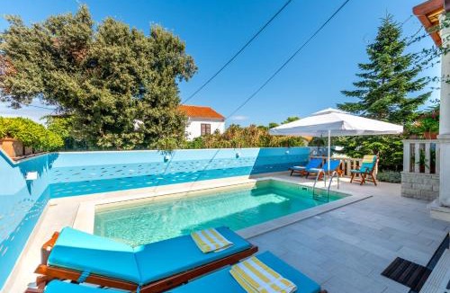 Supetar Apartment | Apartments Villa Camellia - Adults Only