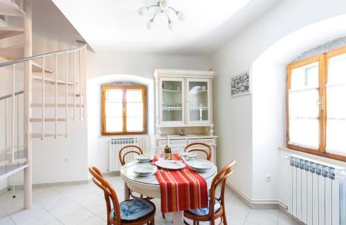 Kastav Apartment | Apartments Villa Kastav in Old town center with sea view and parking