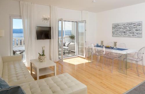 Dugi Rat Apartment | Apartments Villa Lux