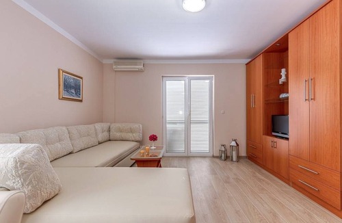 Zidarici Apartment | Apartments Villa Malin / Apartment Malin 4