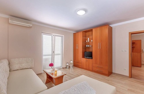Zidarici Apartment | Apartments Villa Malin / Apartment Malin 4