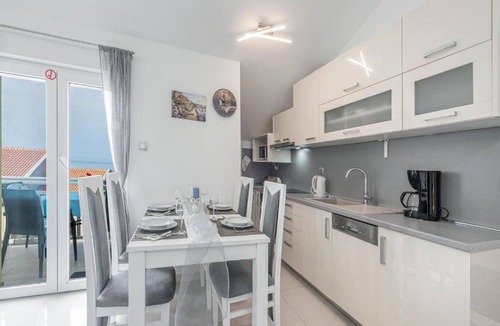 Zavrelje Apartment | Apartments Villa Soleil - Two Bedroom Apartment with Balcony with Sea View