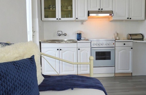 Stomorska Apartment | Apartments Vinka, (15956), Stomorska, Croatia