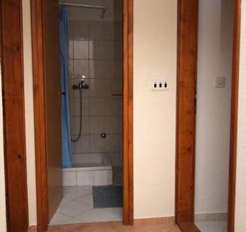 Stomorska Apartment | Apartments with a parking space Stomorska, Solta - 5238