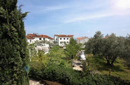 Porat Apartment | Apartments with a parking space Porat, Krk - 5322