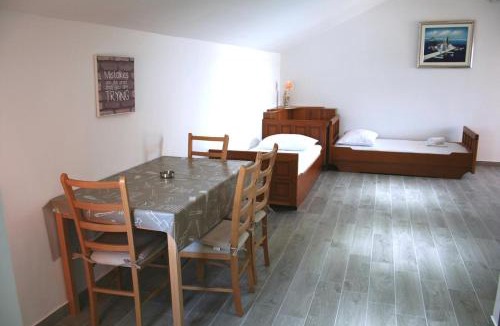 Marina Apartment | Apartments with a parking space Marina, Trogir - 11607