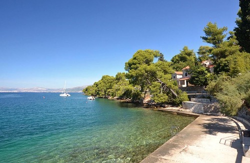 Splitska Apartment | Apartments with parking space Splitska, Brac - 17023