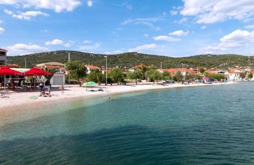 Vinisce Apartment | Apartments with parking space Vinisce, Trogir - 11075