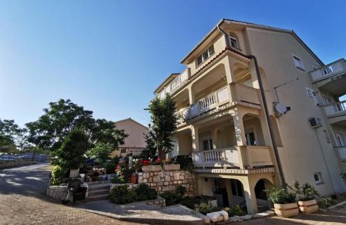Mundanije Apartment | Apartments with parking space Mundanije, Rab - 4953