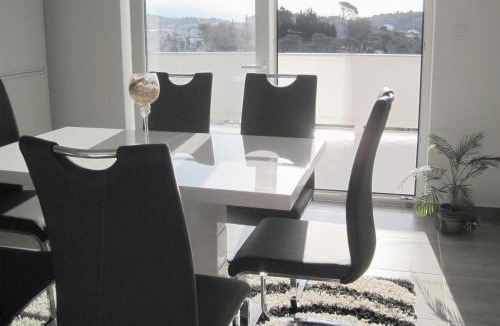 Palit Apartment | Apartments with parking space Palit, Rab - 4971