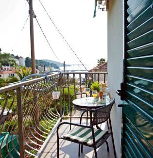 Maslinica Apartment | Apartments Zanze