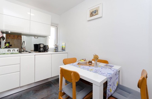 Banjol Apartment | Apartments Zoran (84611-A2) - Banjol - island Rab