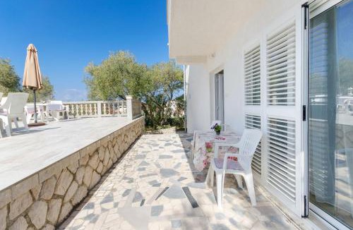 Supetarska Draga Apartment | Apartments Zorka
