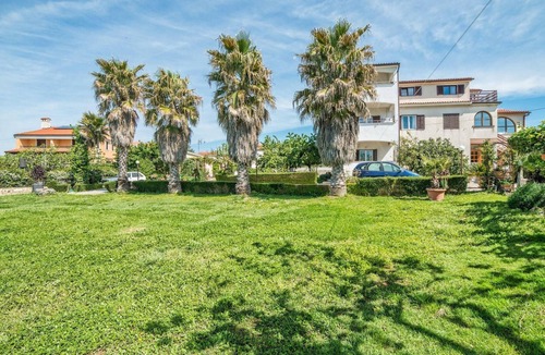 Pomer Apartment | App and Rooms Ana Pomer/Room double S2/garden view