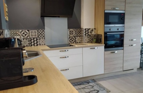 La Ciotat Apartment | Appartement Parking Privé,wifi a 300 m de la Plage