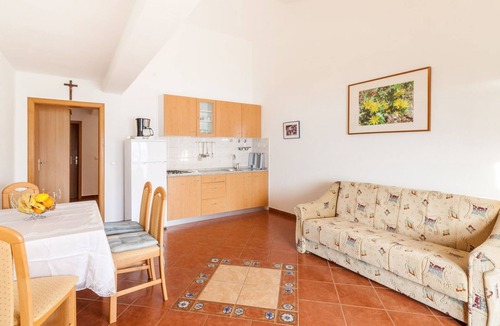 Kustici Apartment | Appartement Rajka by Interhome