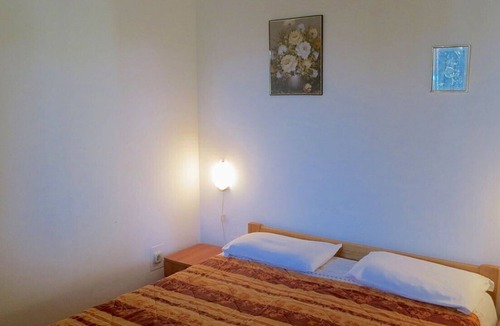 Vantacici Apartment | Arbanas A6, 400m to the beach,4 people,outdoor pool,free WiFi,playground,parking