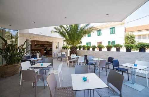 Novalja Hotel | Avis Hotel