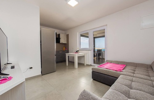 Kustici Apartment | Awesome apartment in Kustici, Novalja