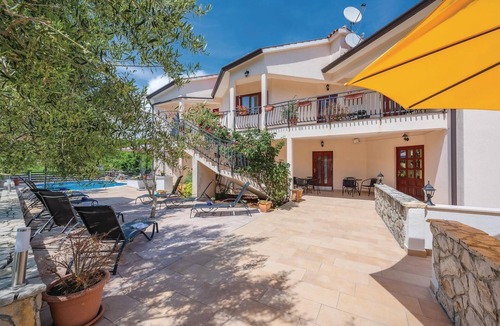 Drenje Apartment | Awesome apartment in Labin with sauna