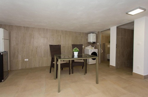 Omis Apartment | Awesome apartment in Podgrade with WiFi