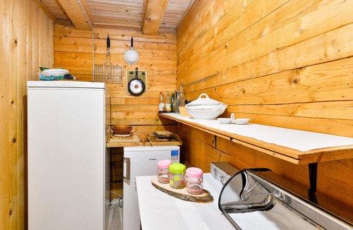 Bistra House | Awesome home in Poljanica Bistranska