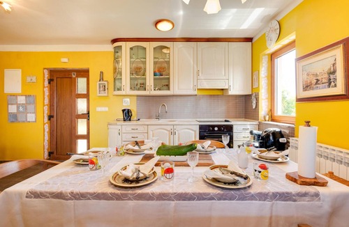 Jastrebarsko House | Awesome home in Gorica Svetojanska