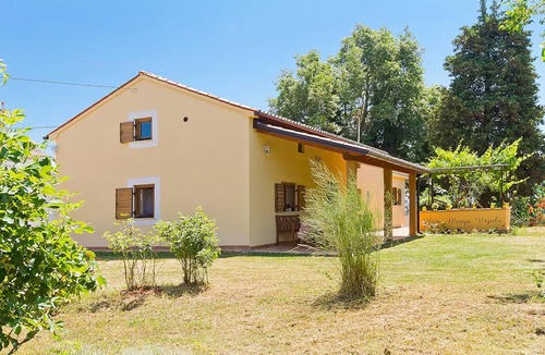 Melnica House | Awesome home in Barban with private swimming pool, can be inside or outside