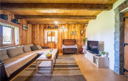 Donja Stubica House | Awesome Home In Donja Stubica