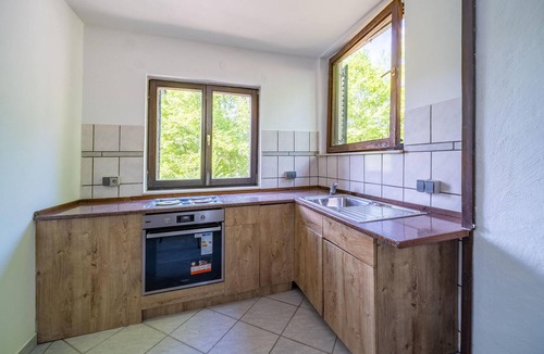 Netretic House | Awesome home in Gornje Stative with WiFi
