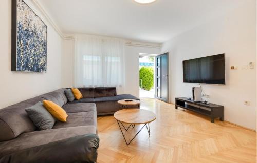 Strmec Stubicki House | Awesome Home In Stubicke Toplice