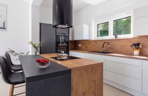 Kujici House | Awesome home in Kujici with sauna