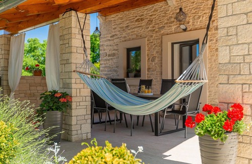 Pinezici House | Awesome home in Marcana
