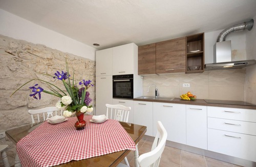 Gustirna House | Awesome home in Marina