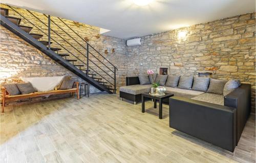 Mali Vareski House | Awesome Home In Peruski With Wifi
