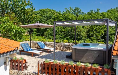 Risika House | Awesome Home In Risika