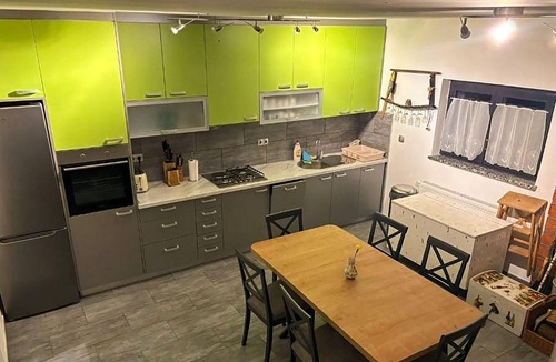 Samobor House | Awesome home in Samobor with sauna