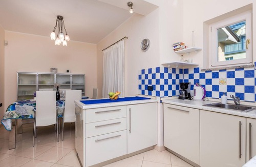 Smrika House | Awesome home in Smrika