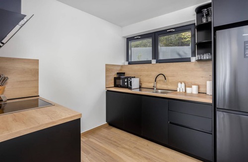 Ravna Gora House | Awesome home in Stari Laz with Wi-Fi