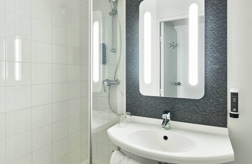 Le Chesnay Hotel | B&B HOTEL Versailles Le Chesnay