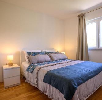 Bartici Apartment | Barba Ive - Sea View Apartment near Sveta Marina