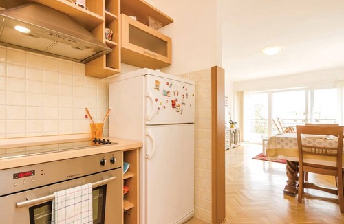 Sarsoni Apartment | Beach front apartment in Matulji