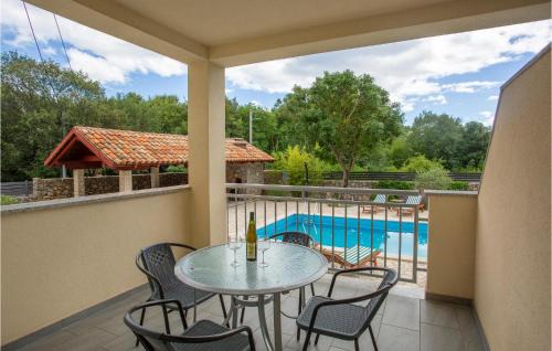 Krk Apartment | Beach Front Apartment In Pinezici