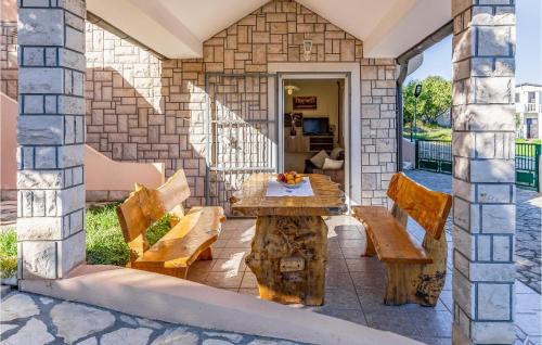 Kavran Apartment | Beach Front Apartment In Kavran With Wifi
